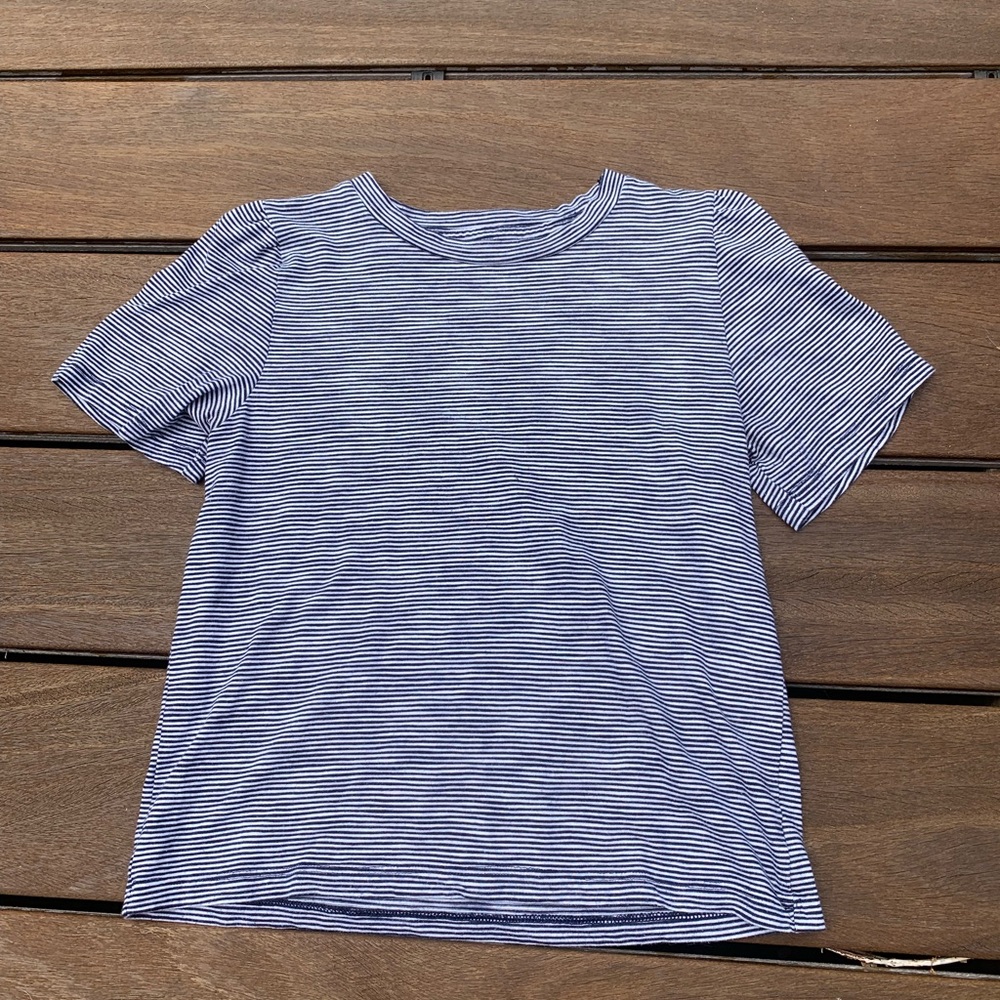 Aerie tee